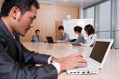 《宝可梦TCG手游》回应交易功能玩家不满：会改进体验